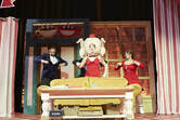 Friendsical 5 -