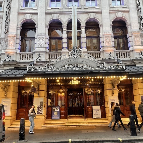 Noël Coward Theatre