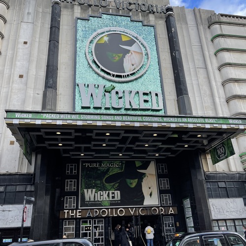 Apollo Victoria Theatre