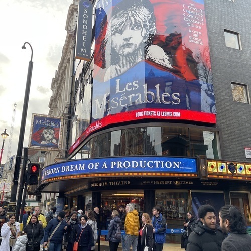 Sondheim Theatre